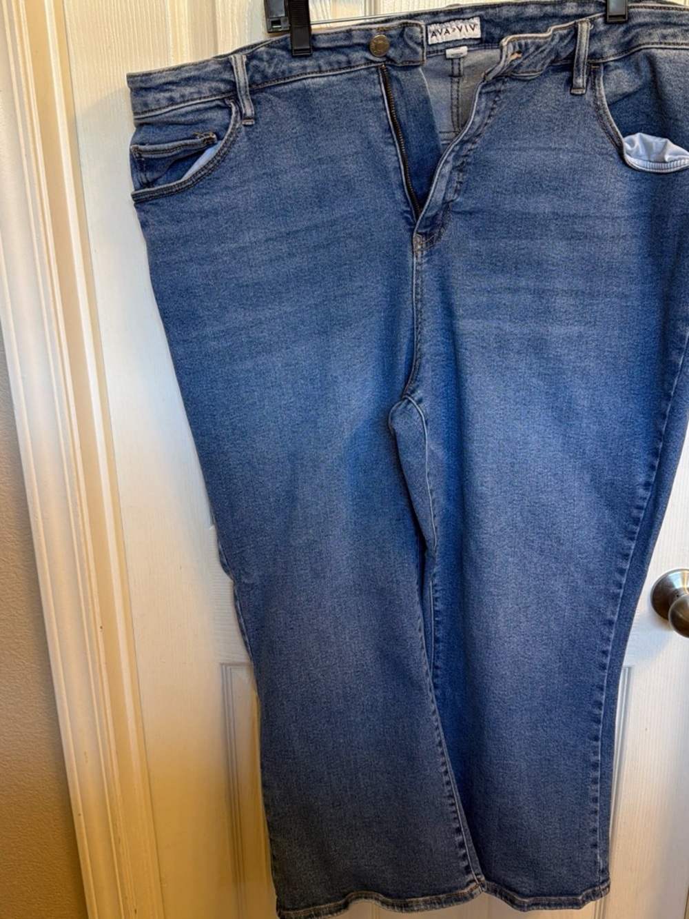 Ava & Viv Straight Leg Mid-Blue Women's Jeans